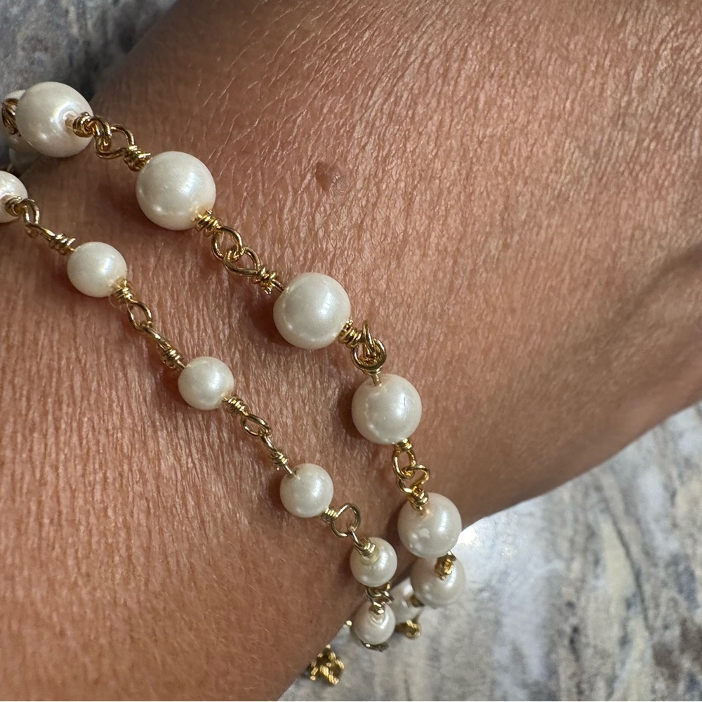 Gold and Pearl Chain Bracelet
